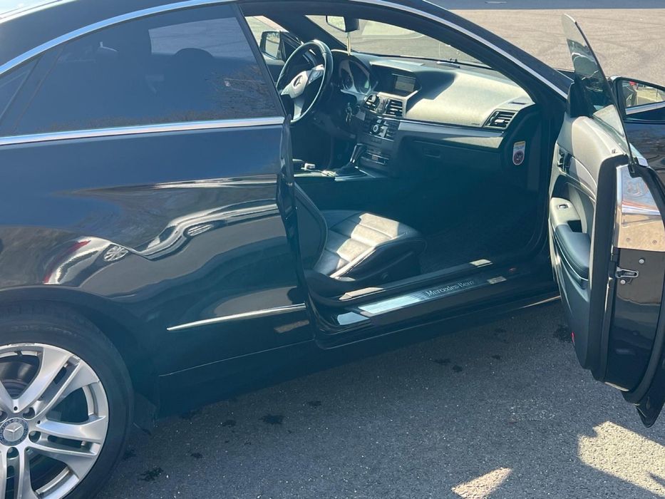 Mercedes Clasa E200 Coupe