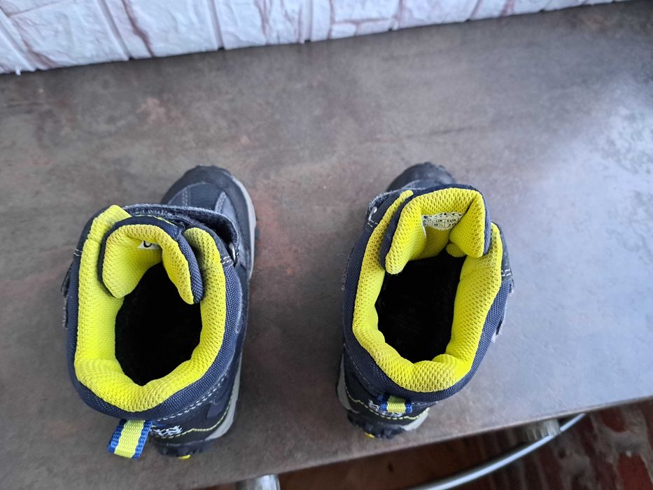 детски ботуши,зимни обувки,боти,апрески,Geox номер26 за момче,геокс