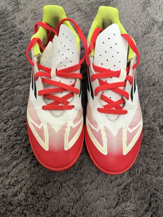 GT de fotbal sintetic Adidas F50 marimea 38 -stare excelenta