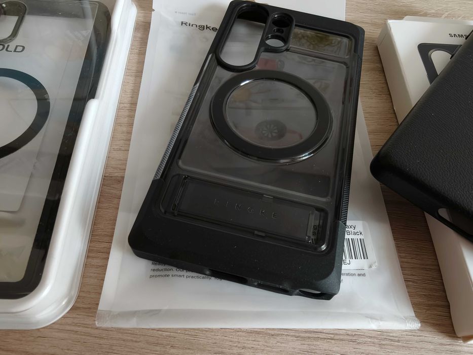 Калъф кейс Ringke UX Magnetic Magsafe case c стойка за Samsung Galaxy S25 Ultra + фолио