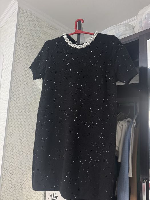 Шуба,көйлектер сатылады