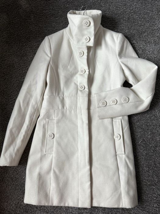 Палто на stradivarius