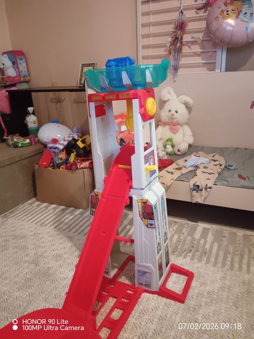 Писта на пес патрул