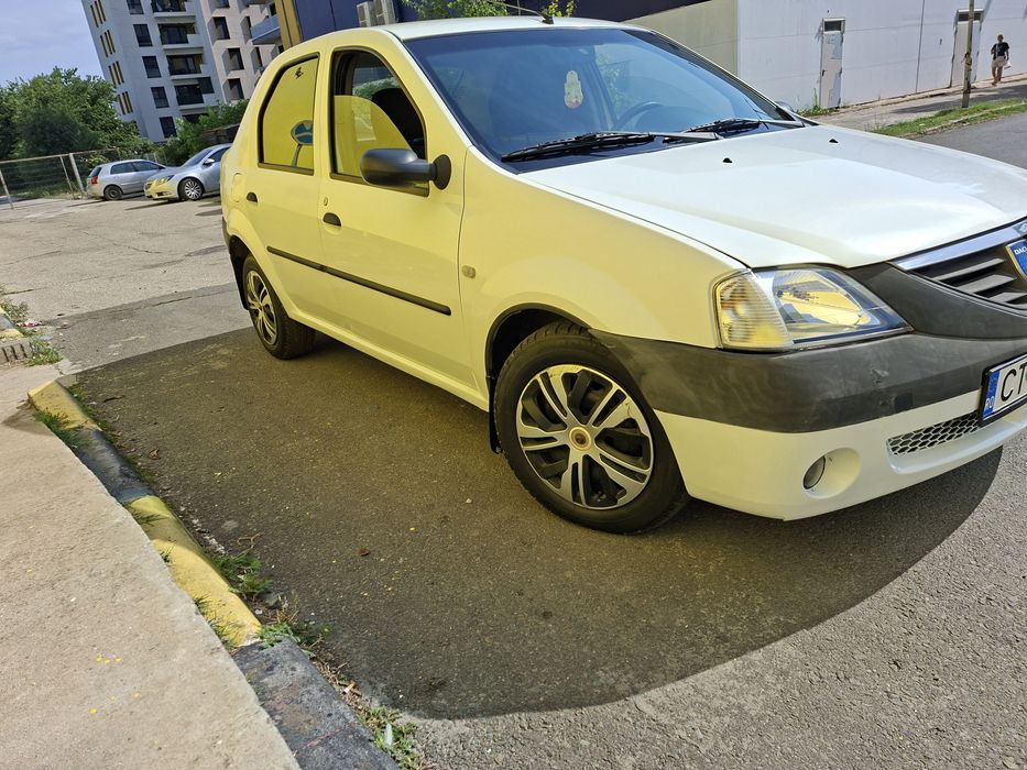 Vând Dacia Logan 14 Mpi