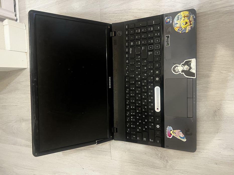 Ноутбук samsung