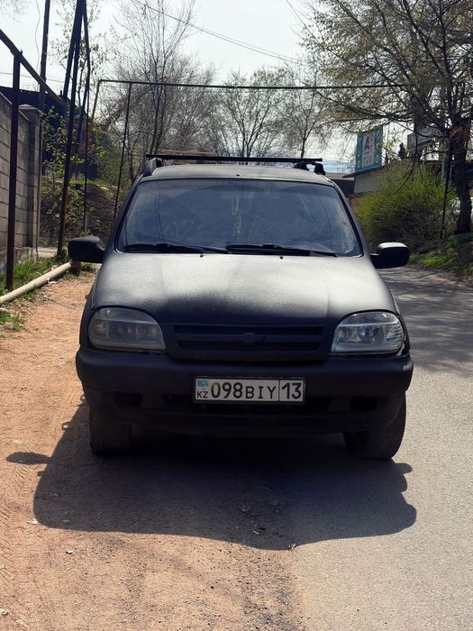 Продается шевролет нива
