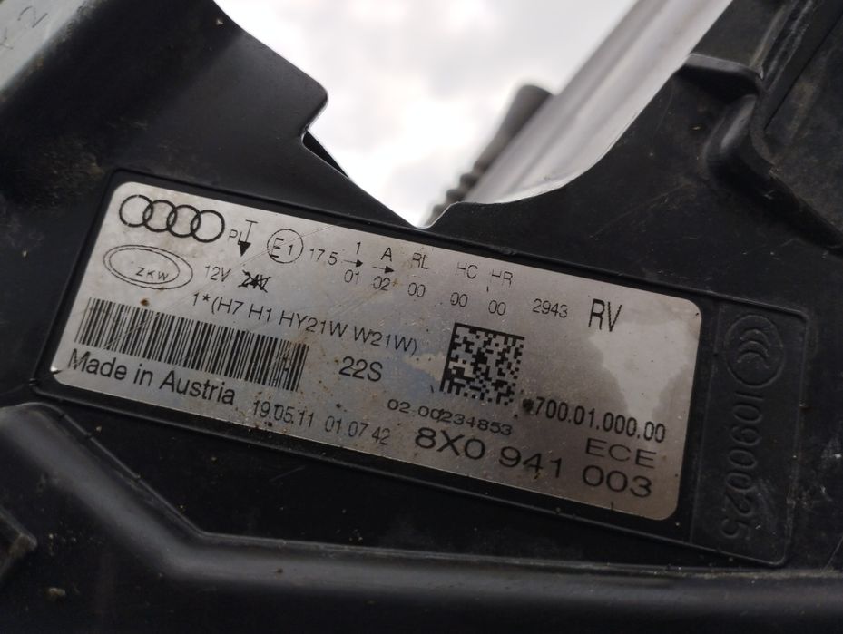 Десен Фар за Ауди А1 2011г.