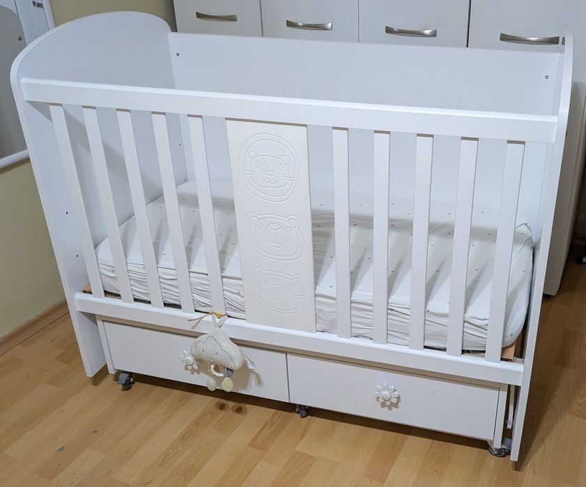 Бебешка кошара с колелца