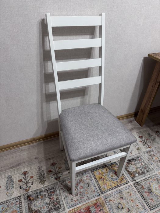 Продаются стулья