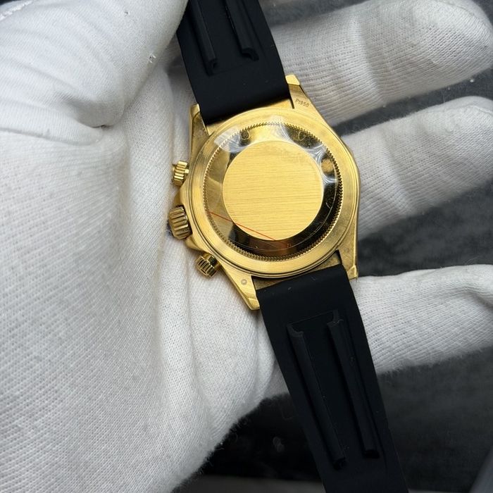 Часовник Rolex Daytona Златен