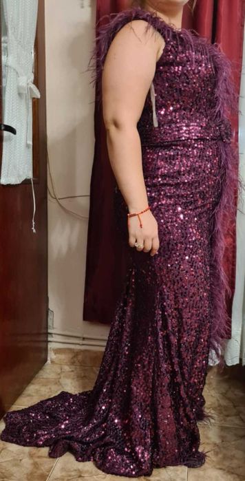 Красива лилава рокля !