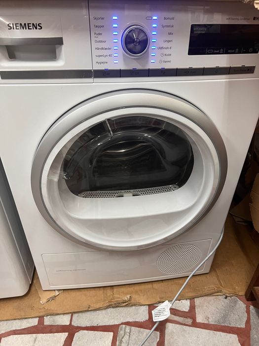 Сушилня SIEMENS IQ700