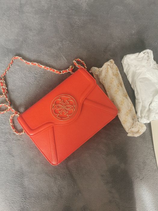 Дамска Чанта Guess