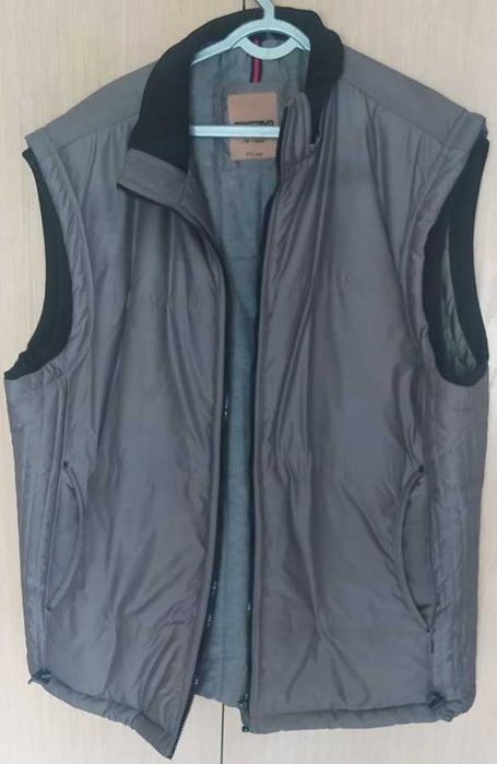 Теплая безрукавка, новая. Турция, размер 3XL