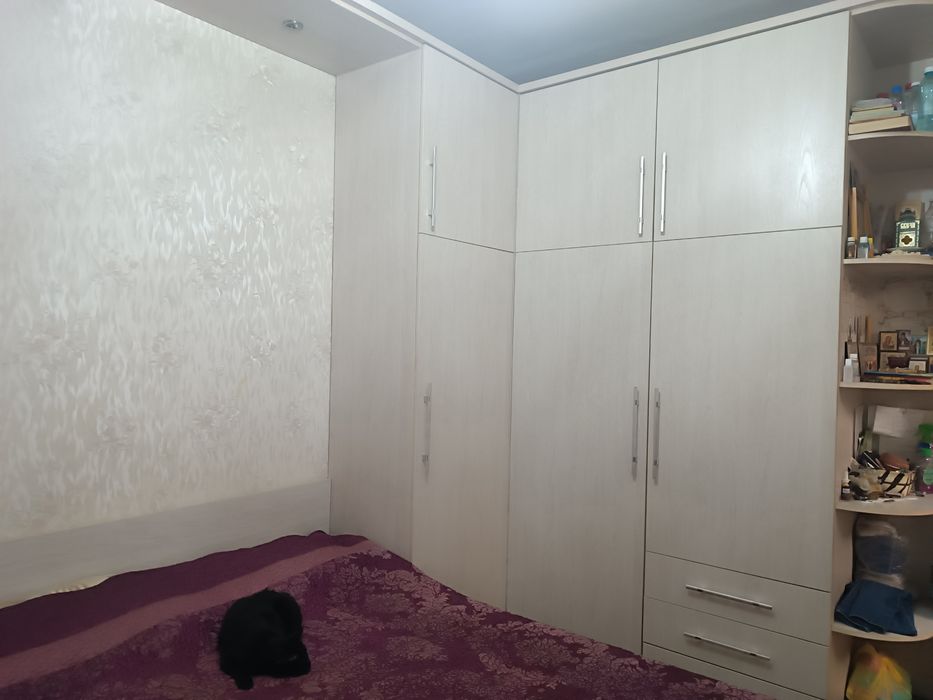 Срочно! Спальный гарнитур б/у