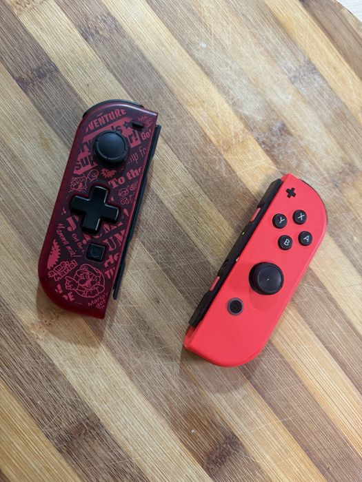 Nintendo Switch -Cititi Descrierea