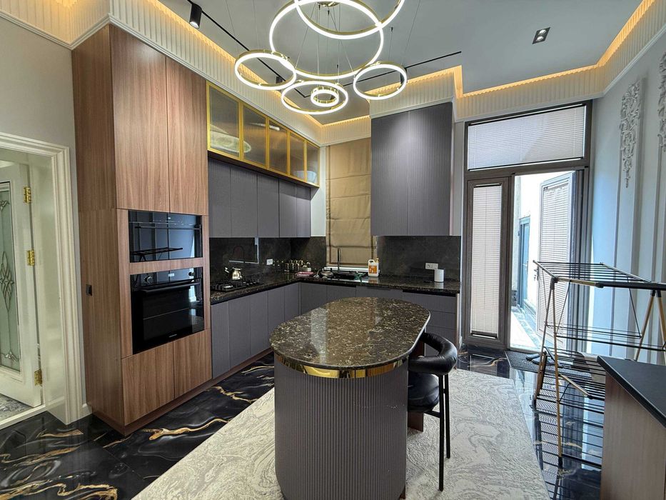 HASHAMATLI 3 QAVATLI PREMIUM hovli sotiladi #a869