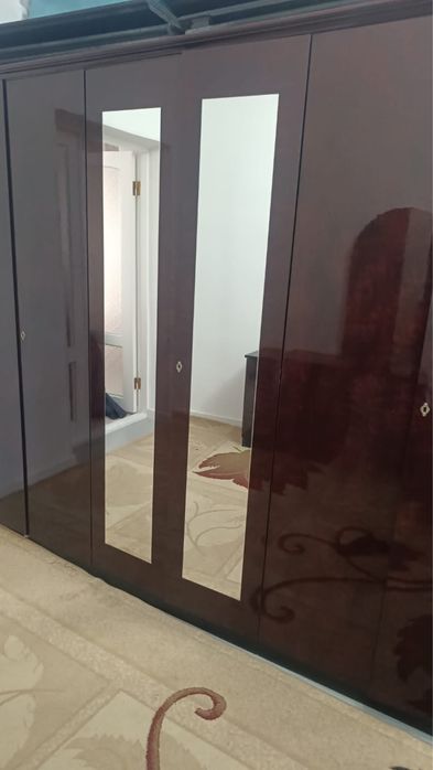 Спальный гарнитур