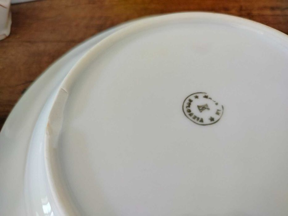 Порцеланови чинии и съдове РЕТРО 9 бр. ПАКЕТНА цена