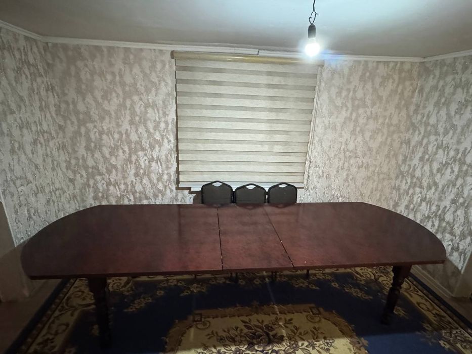 Кухонный стол продается