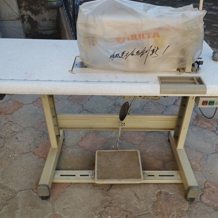 Тикиш машинка JUITA