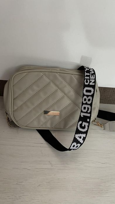 4 броя дамски раници