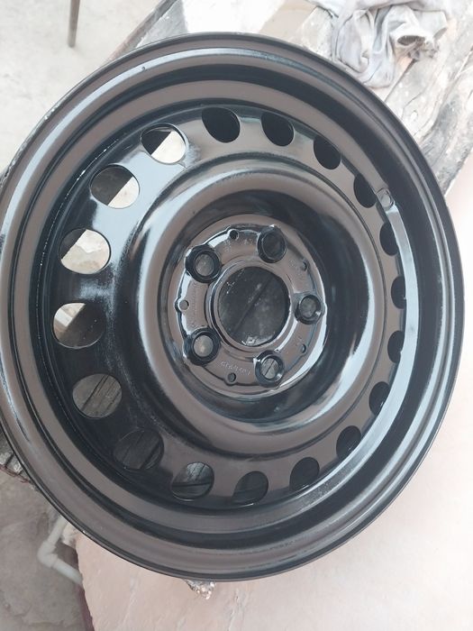 Диск штомпованны г 15