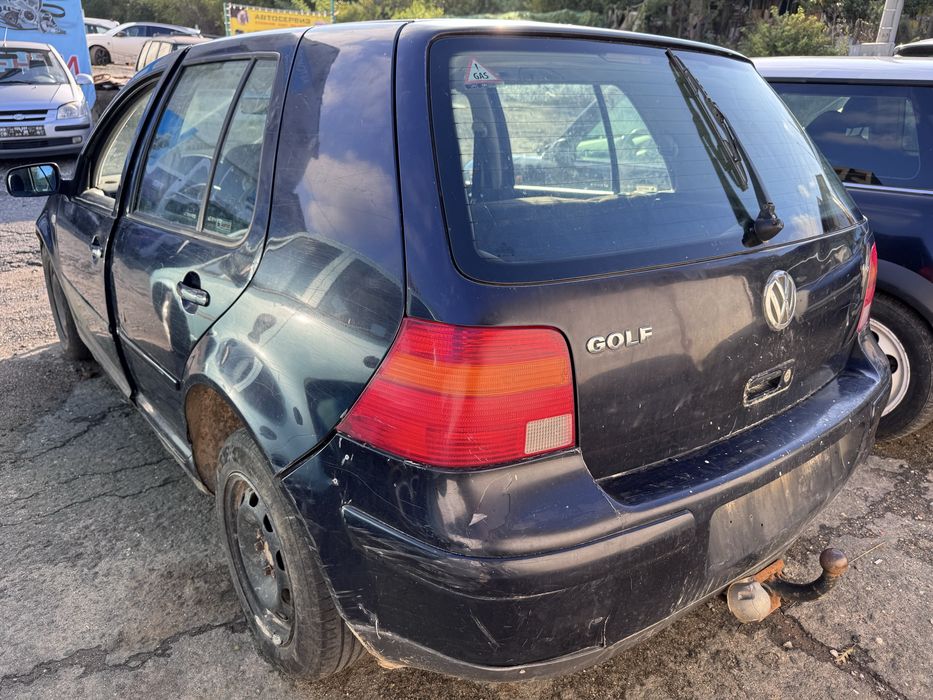 VW Golf 4 1.6i 101hp 2000г На Части