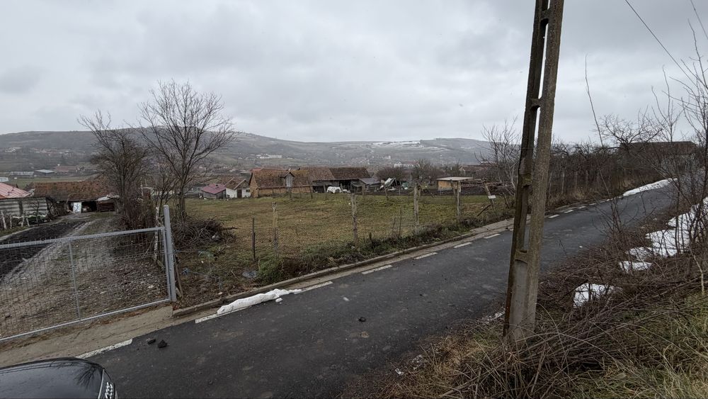 Teren intravilan de vanzare -Pauca 1352 mp / PUZ