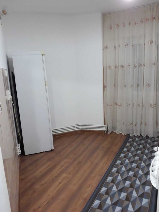 Garsoniera de inchiriat