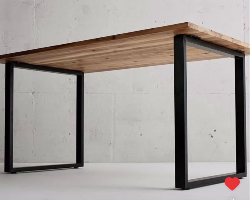 В продаже столы Loft