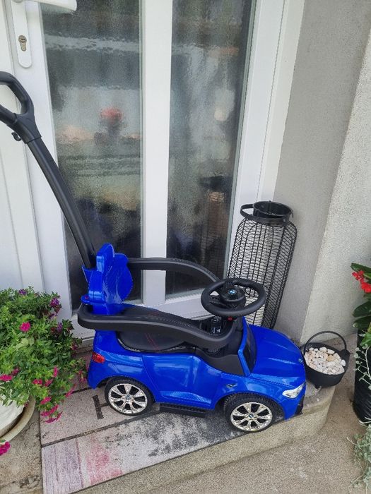 Masinuta copii BMW
