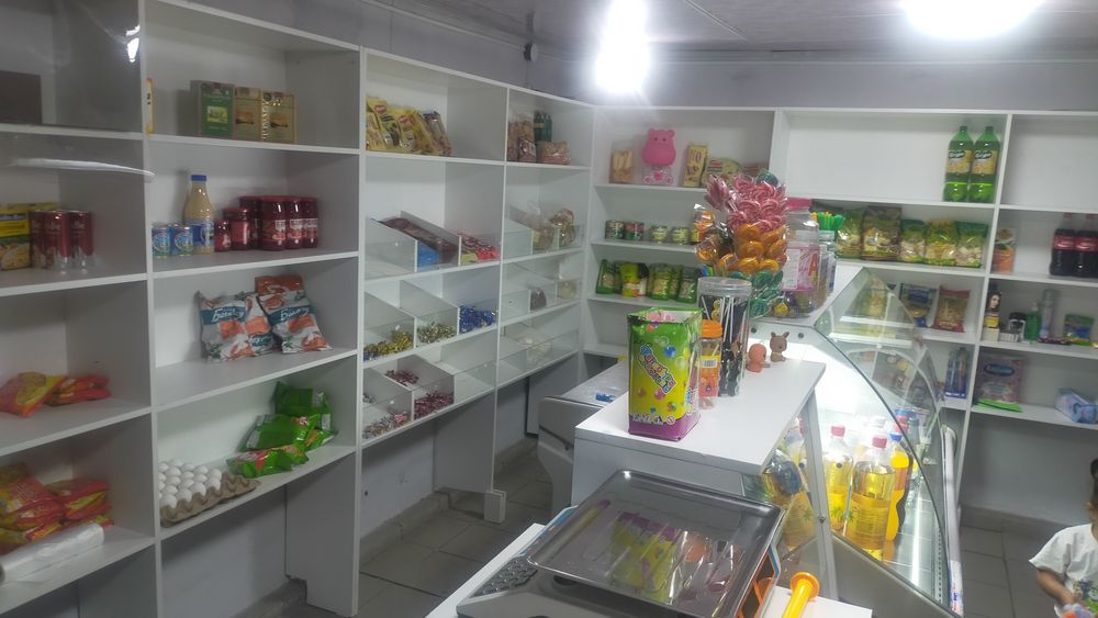 Мебель для магазине