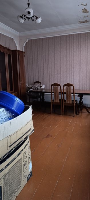 Мирзо Улугбека 1,8-соток срочно продаётся дом.