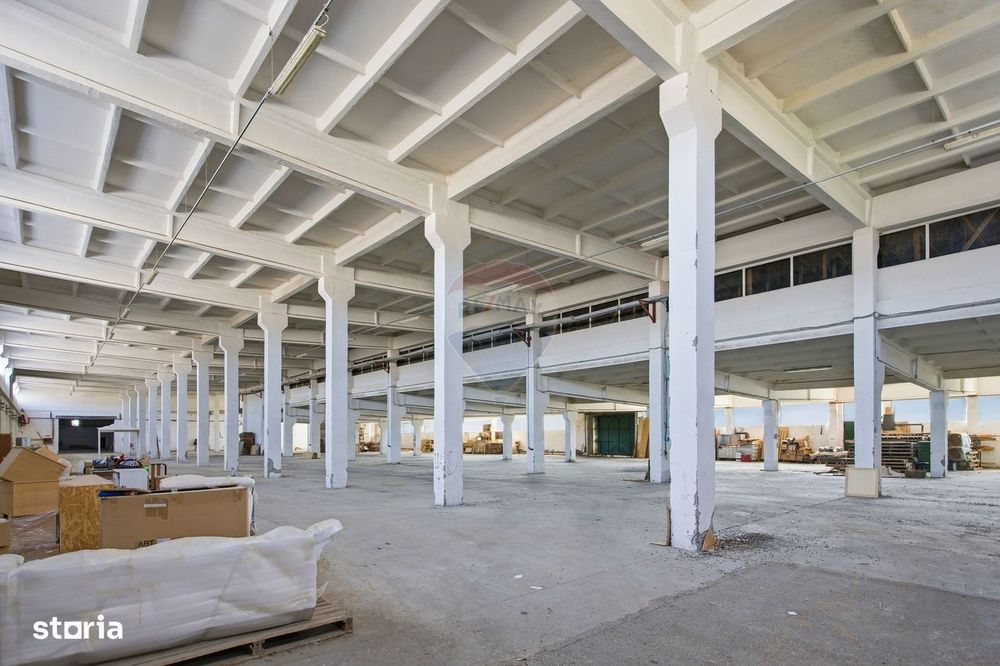 Teren Industrial / Hale de Vânzare 4.1 Ha - Zona industrială - Hârlău
