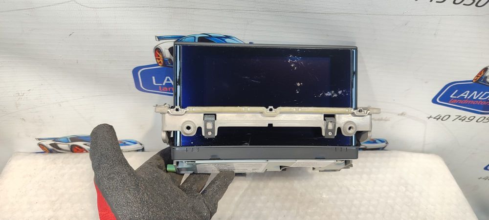 DISPLAY CENTRAL MULTIMEDIA / ECRAN RETRACTABIL MMI AUDI A3 8V 2015 / 2012–2016 / COD OEM 8V0 857 273 M / 8V0857273M (5E2)
