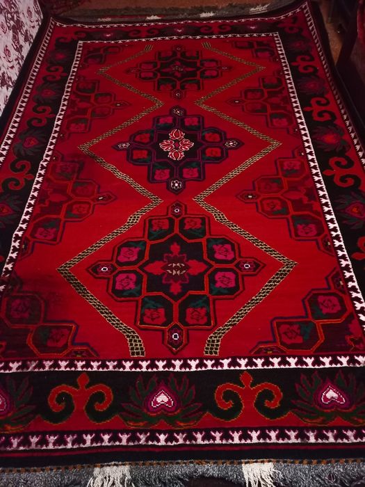 Ковры ручной работы. Казахские Национальные. Разные размеры.