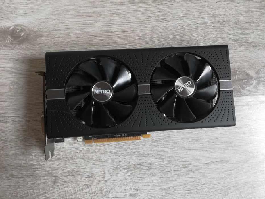 Видео карта Sapphire NITRO+ RADEON RX 570, 8GB GDDR5
