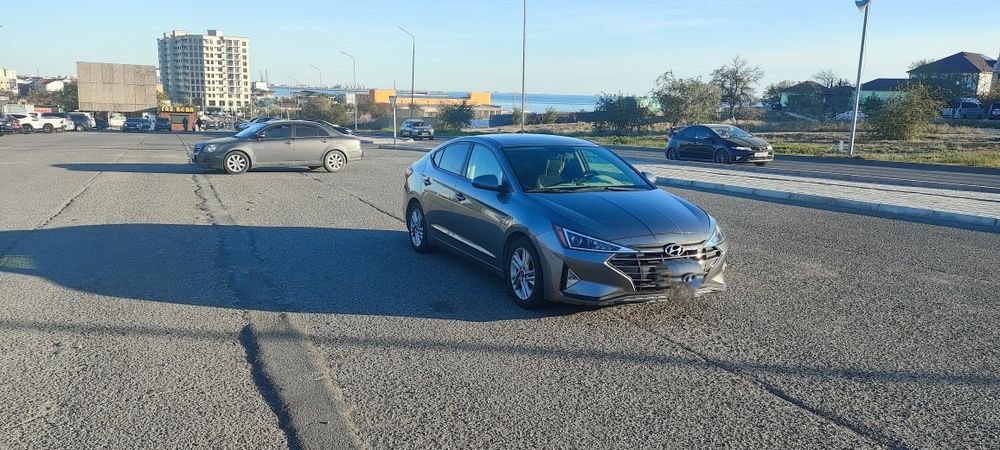 Продаётся хёндаи элантра