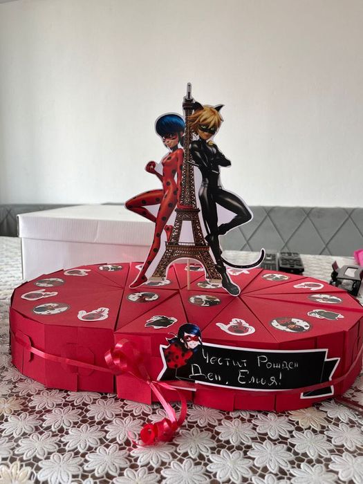 Картонена/хартиена торта/украси