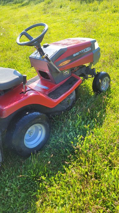 Tractoras gazon 13cp
