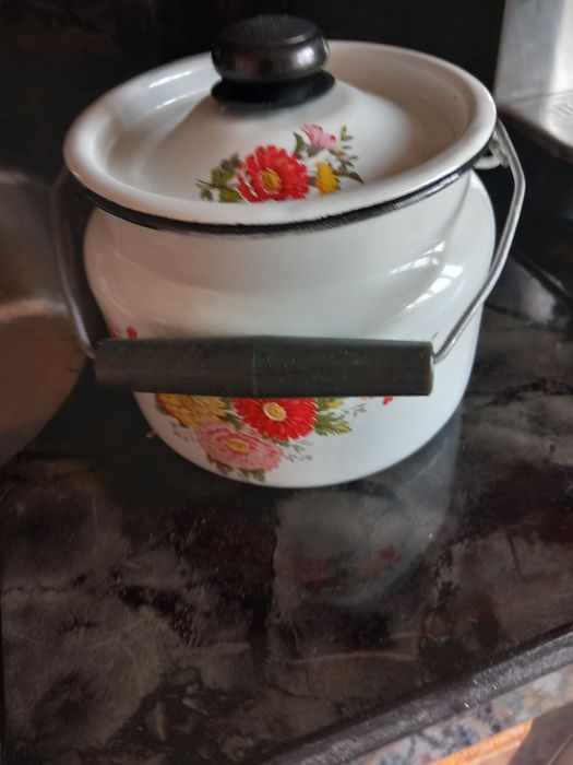 Тенжерка с дръжка