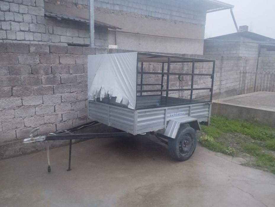 Arava sotiladi srochna