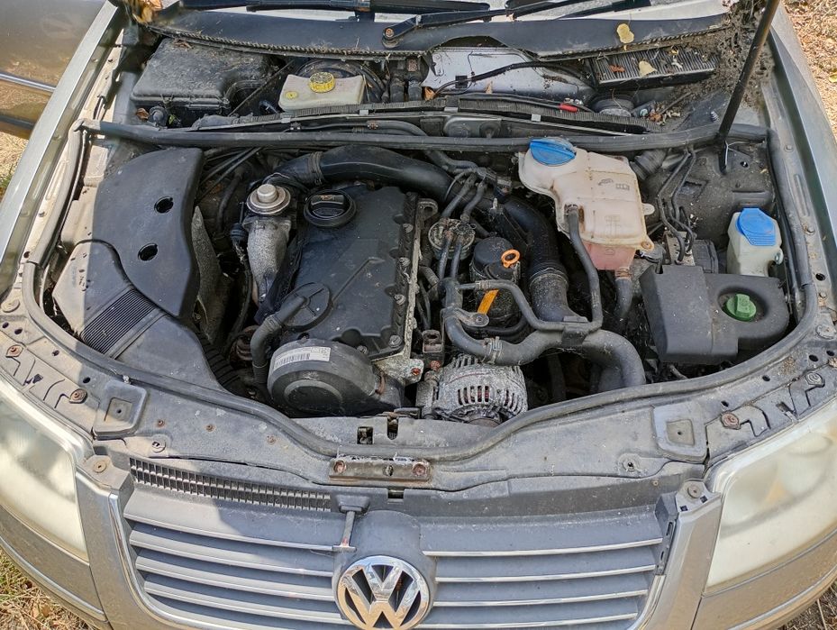 Vând piese second-hand