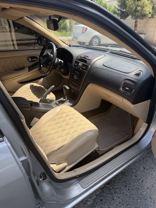 Nissam Maxima 2004