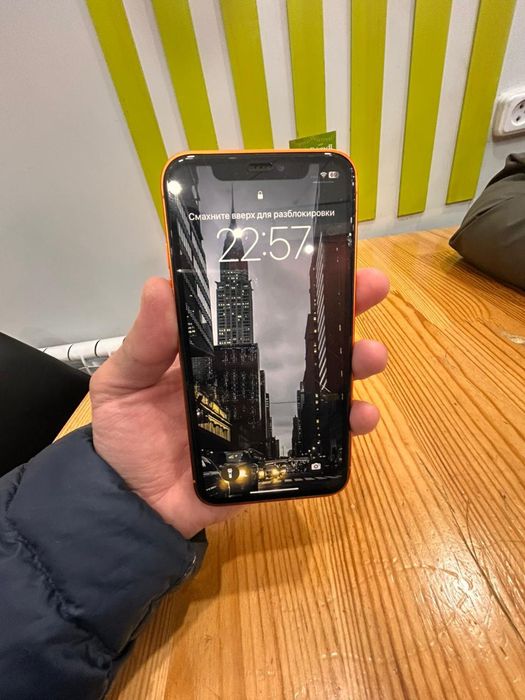 Айфон 11 128 гб под 17про