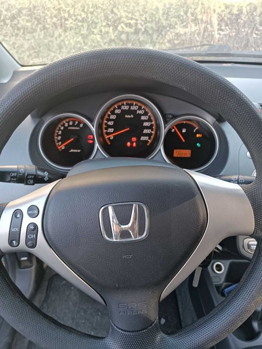 Хонда Джаз 1.3 бензин