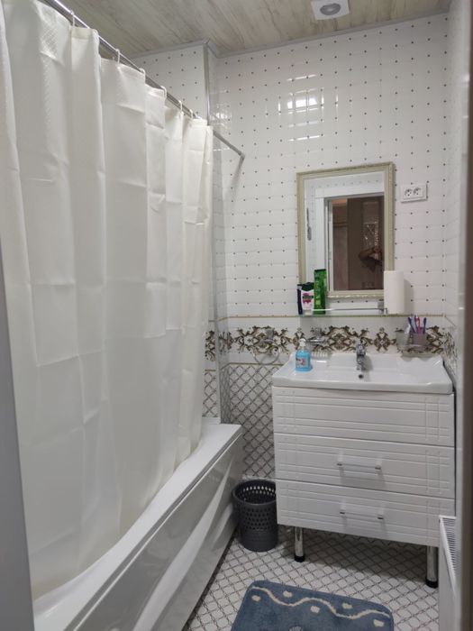 Продается 3-ком кв ,4-этаж со всеми удобствами. Крытый,Мега маркет дом