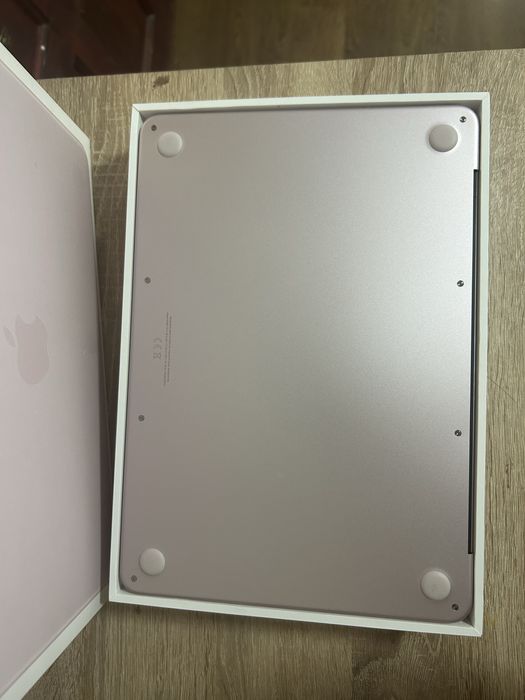 Apple Macbook Neo Blush