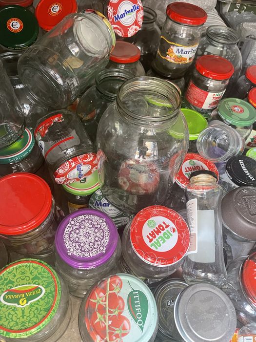 Продаю банки стеклянные с крышки